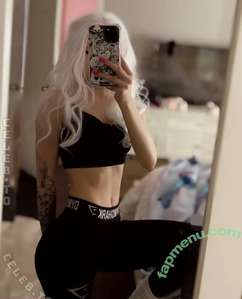 Justfoxii nude photo #0046 (KyleeCarterrr)