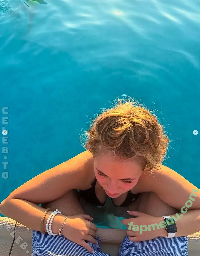 justfranzi.x nude photo #0021 (justfranzi.x)