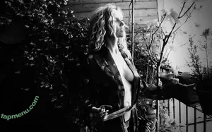 Justine Mattera / justineelizabethmattera nude photo #0237
