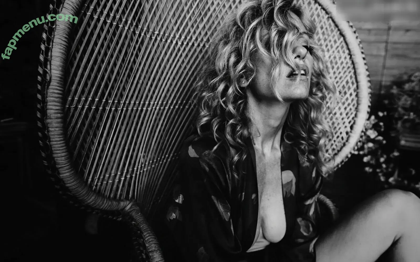 Justine Mattera nude photo #0239 (justineelizabethmattera)