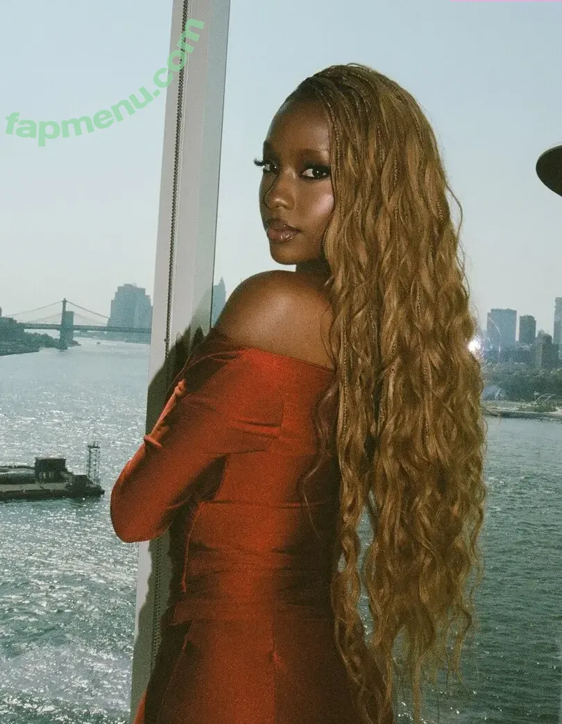 Justine Skye nude photo #0201 (justineskye / justineskyee)
