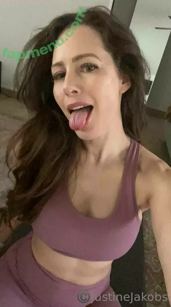 justinejakobs nude photo #2300 (justine.fun)