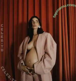 justineschlue / justineschluetter nude photo #0028