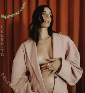 justineschlue / justineschluetter nude photo #0032