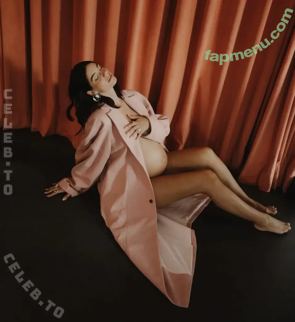 justineschlue nude photo #0029 (justineschluetter)