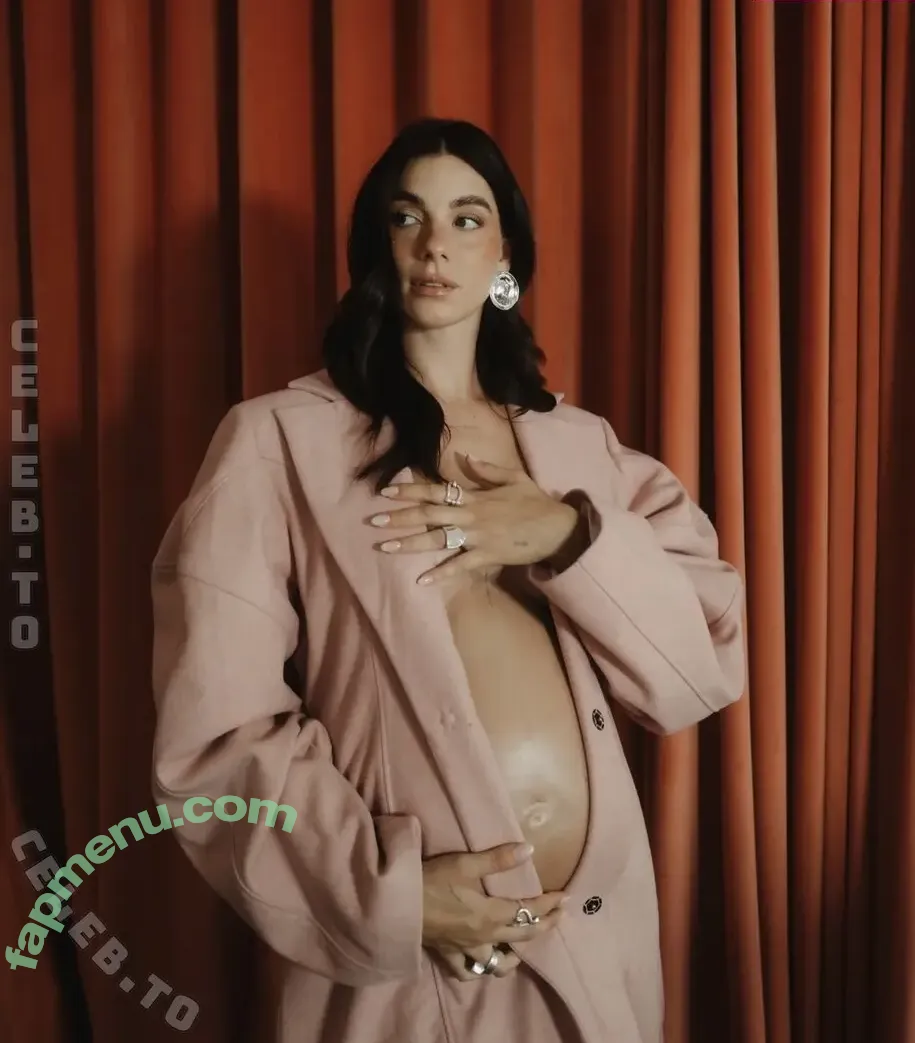 justineschlue nude photo #0031 (justineschluetter)