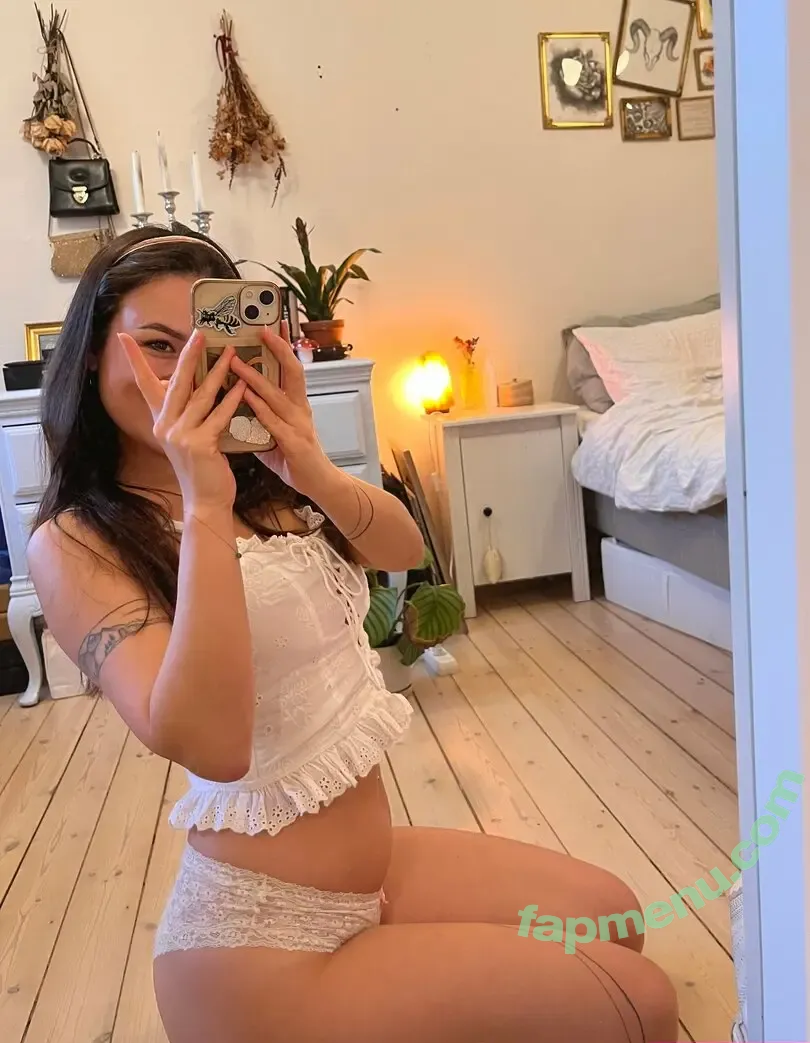 justkiaravideos nude photo #0013 (justkiaravideos)