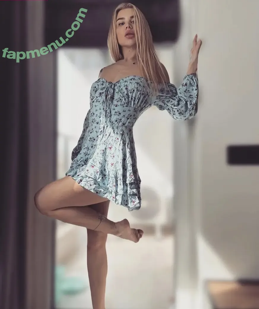 justleraforyou nude photo #0049 (Lera Just / lady_justlera)