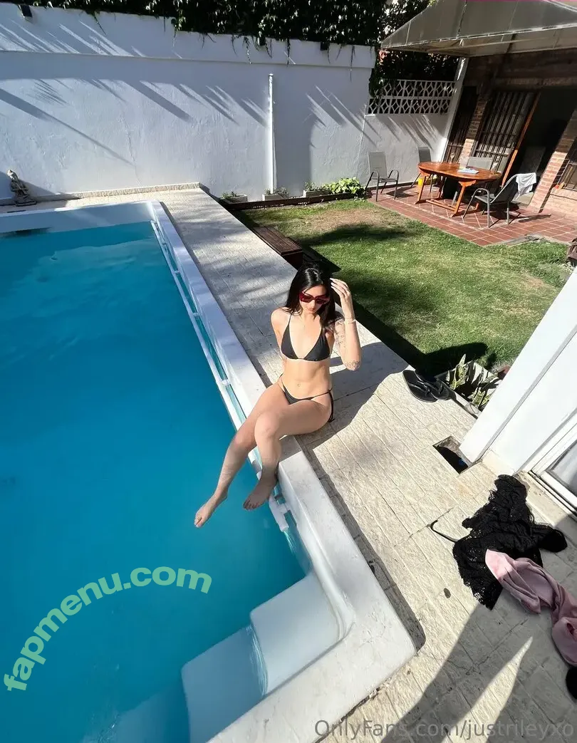 justrileyxo nude photo #0003 (justrileyxo)