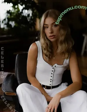 JustSayEleanor nude photo #0189