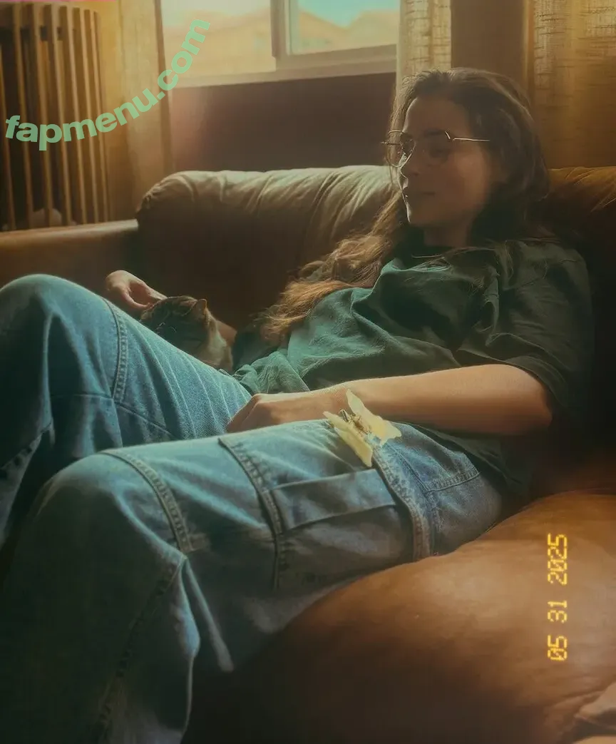 Justseum nude photo #0174 (samslayres)