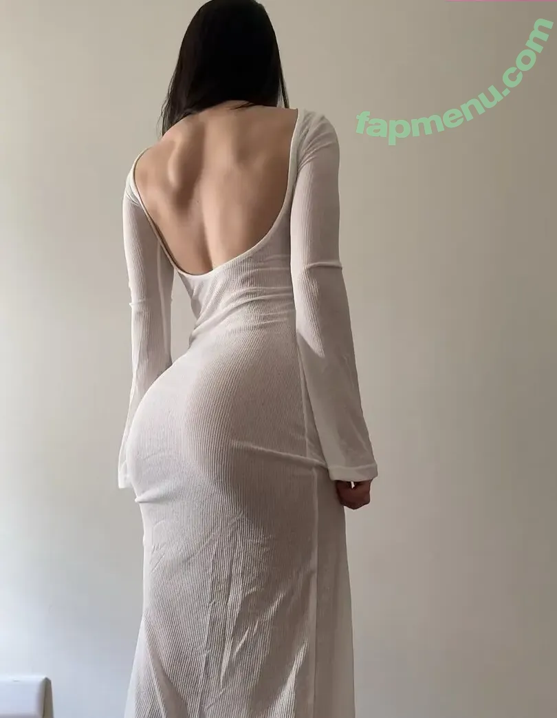 Jutarat_99s nude photo #0094 (Beam_99s)