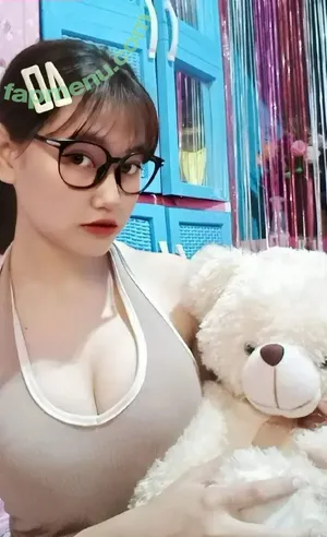 JutoJajut / panggilakujutoo nude photo #0017