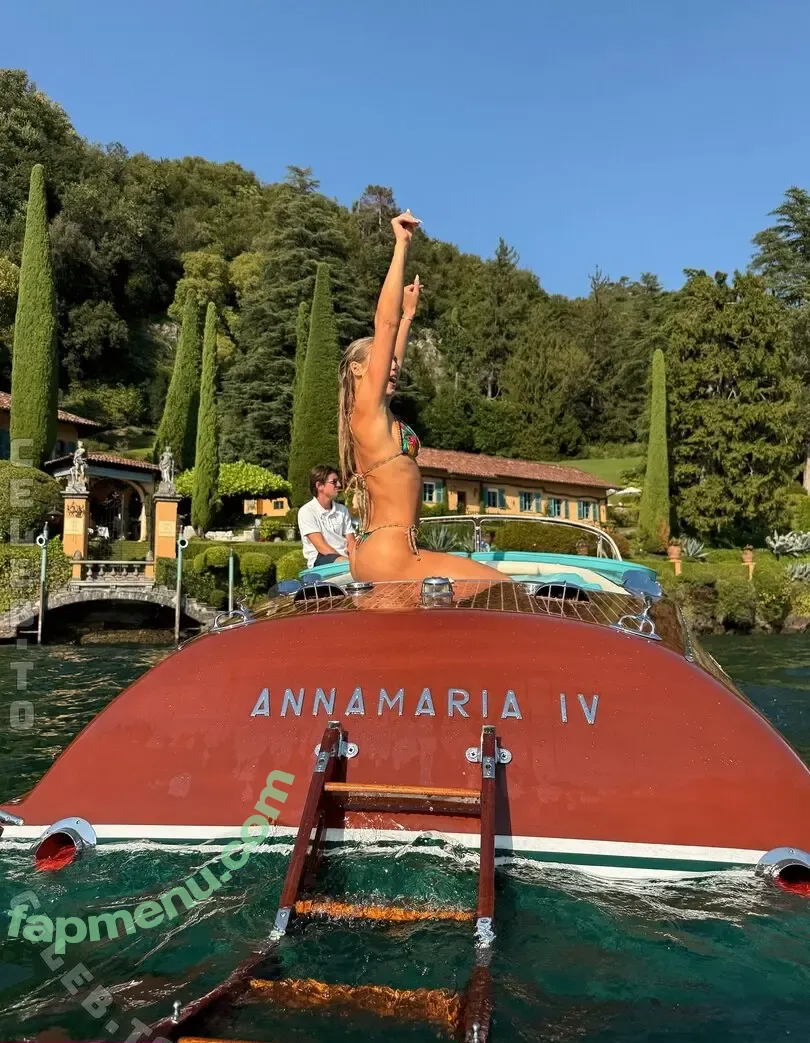 Jutta Leerdam nude photo #0495 (JuttaLeerdamSchaatsen / juttaleerdam / juttaleerdam_)