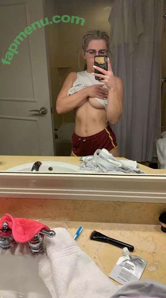 juustjuliaa2 nude photo #0106 (julsjara_ / juustjuliaa)