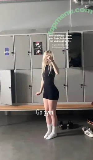  nude photo #0007