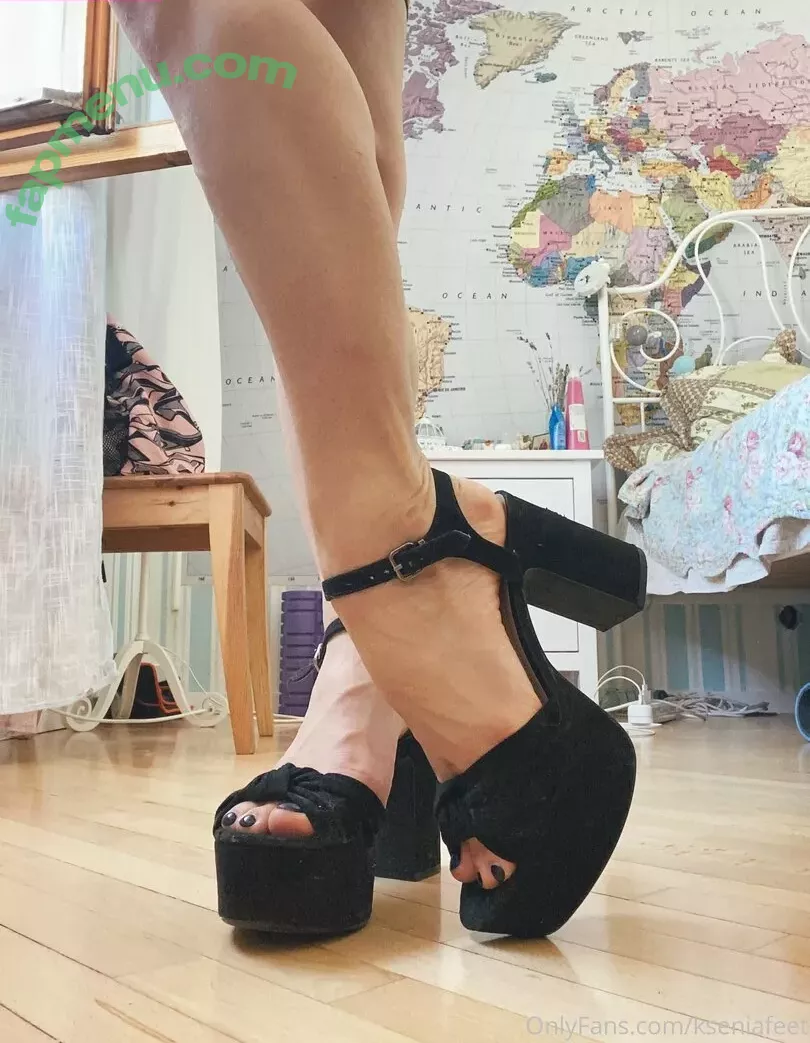 k.flexiblefeet nude photo #0139 (kseniafeet)