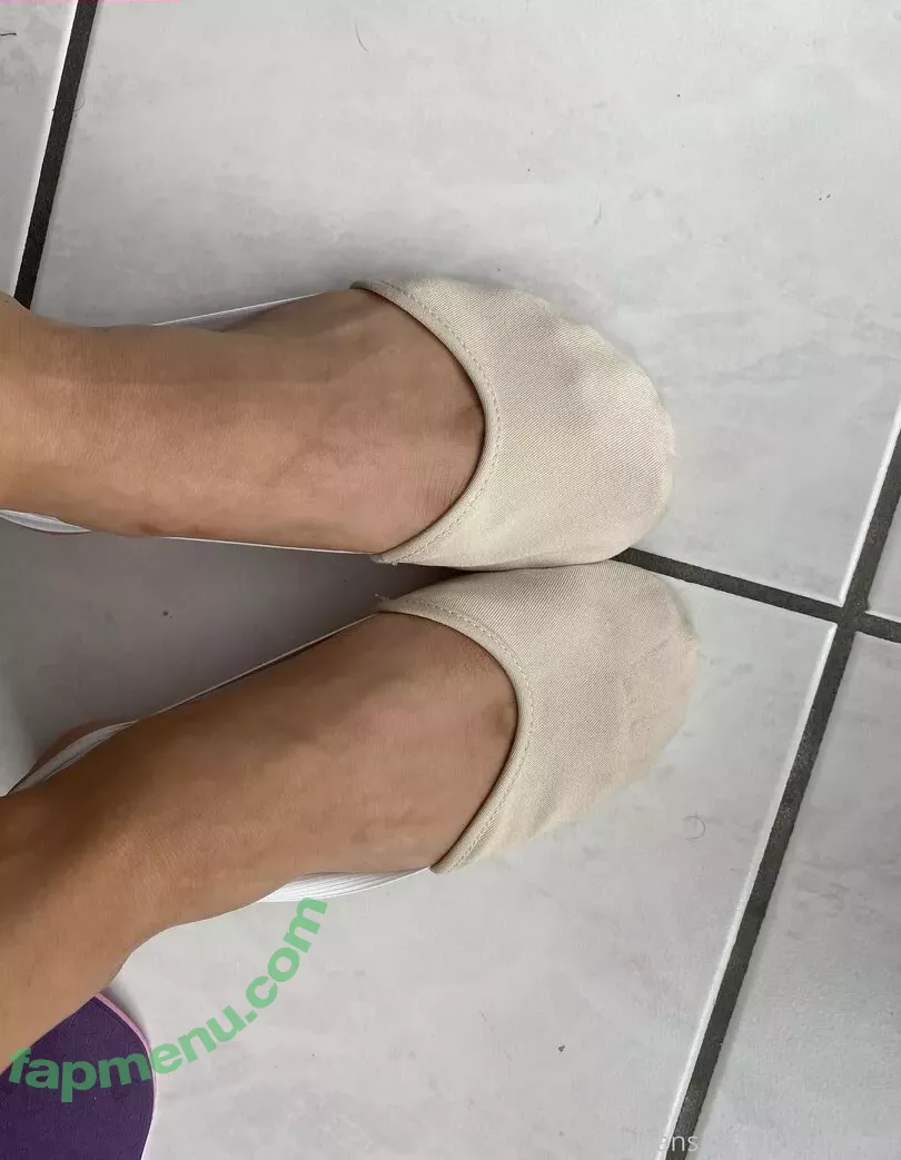 k.flexiblefeet nude photo #0278 (kseniafeet)