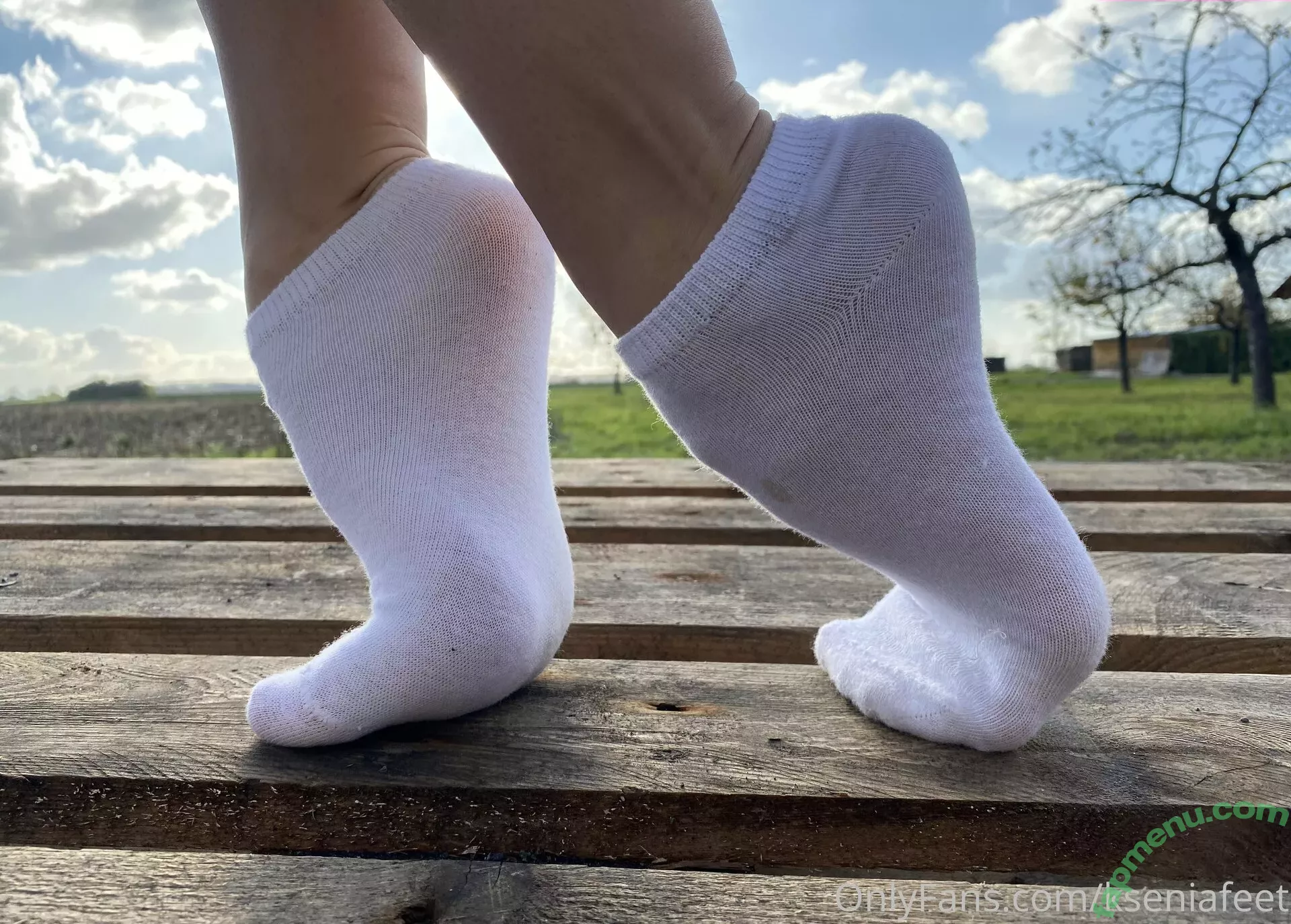 k.flexiblefeet nude photo #0285 (kseniafeet)