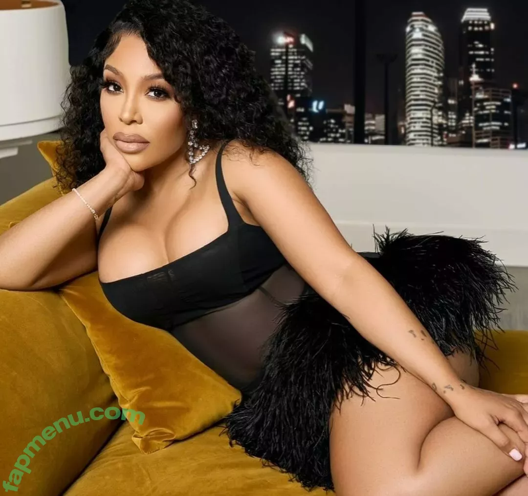 K Michelle nude photo #0056 (kmichelle / kmichellefun / kmichellemusic)