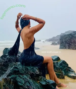 k_raginee_yogesh / Raginee nude photo #0019
