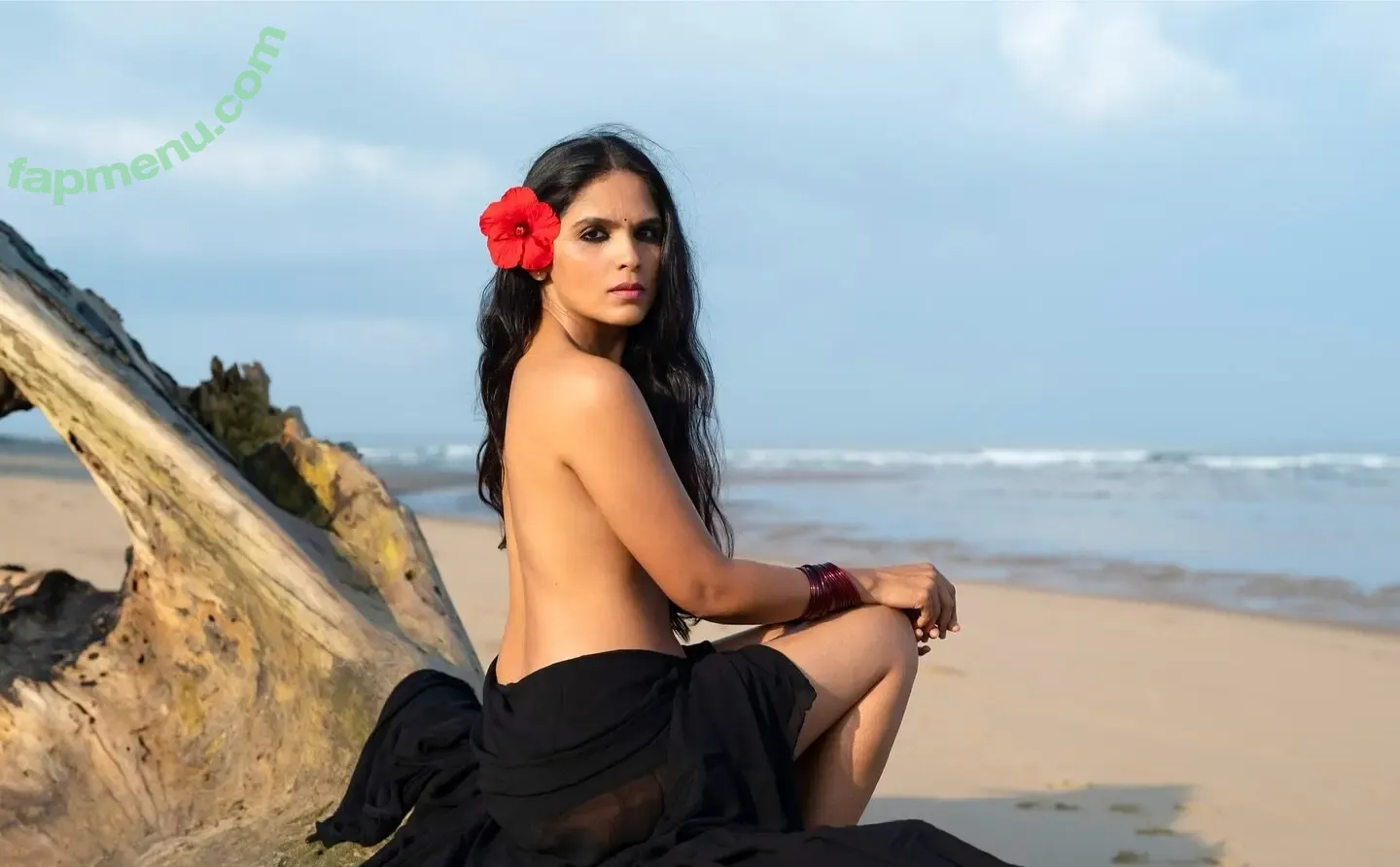 k_raginee_yogesh nude photo #0016 (Raginee)