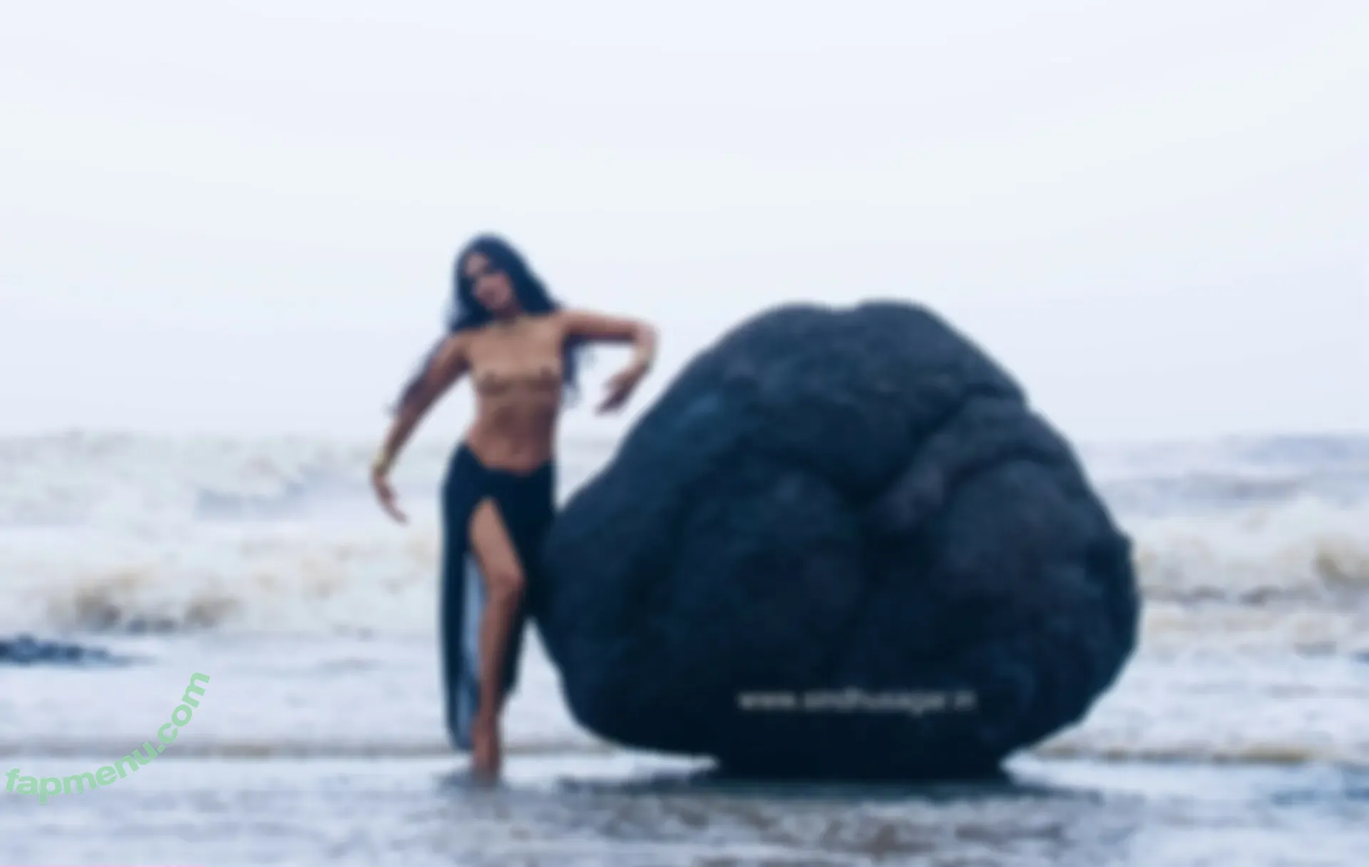 k_raginee_yogesh nude photo #0050 (Raginee)