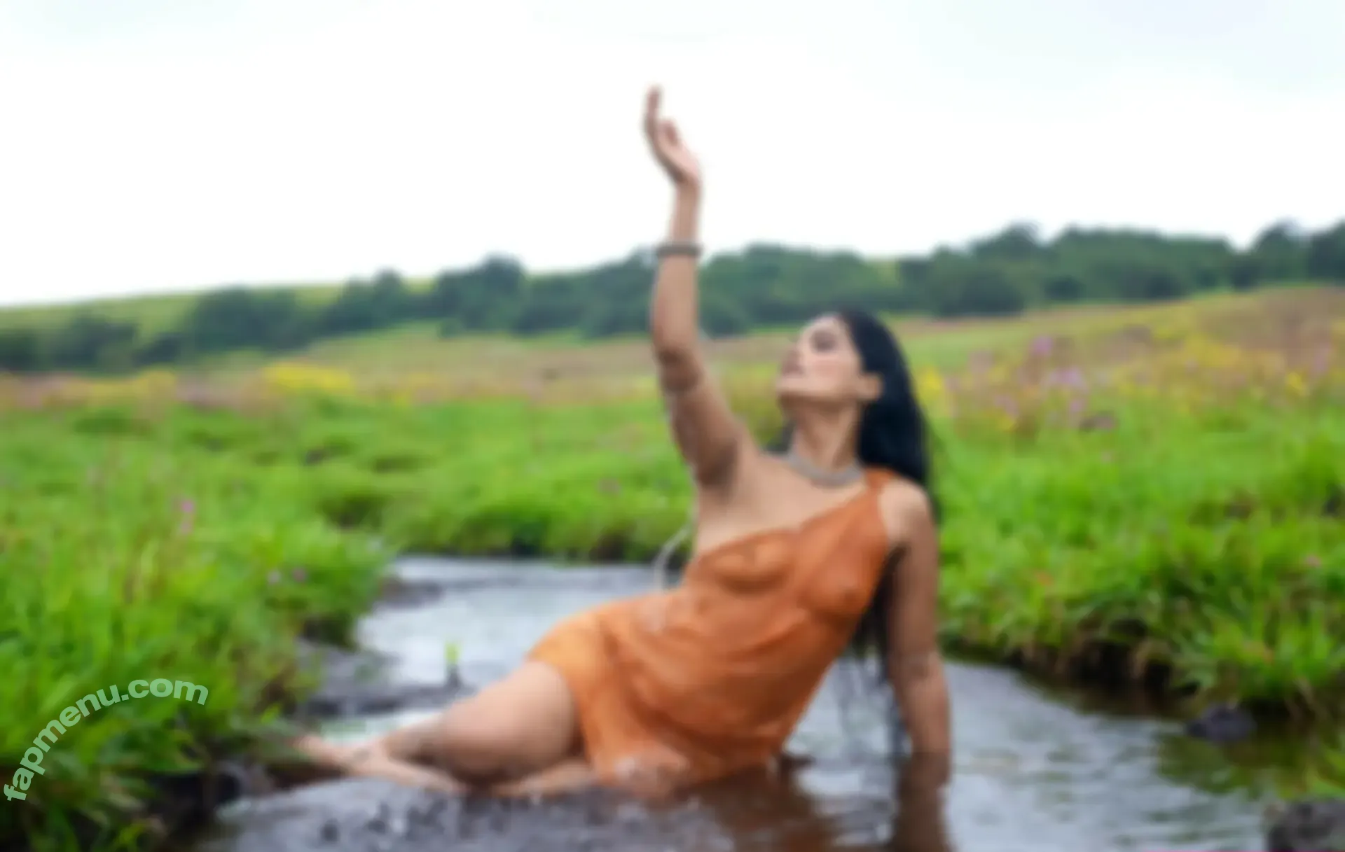 k_raginee_yogesh nude photo #0063 (Raginee)