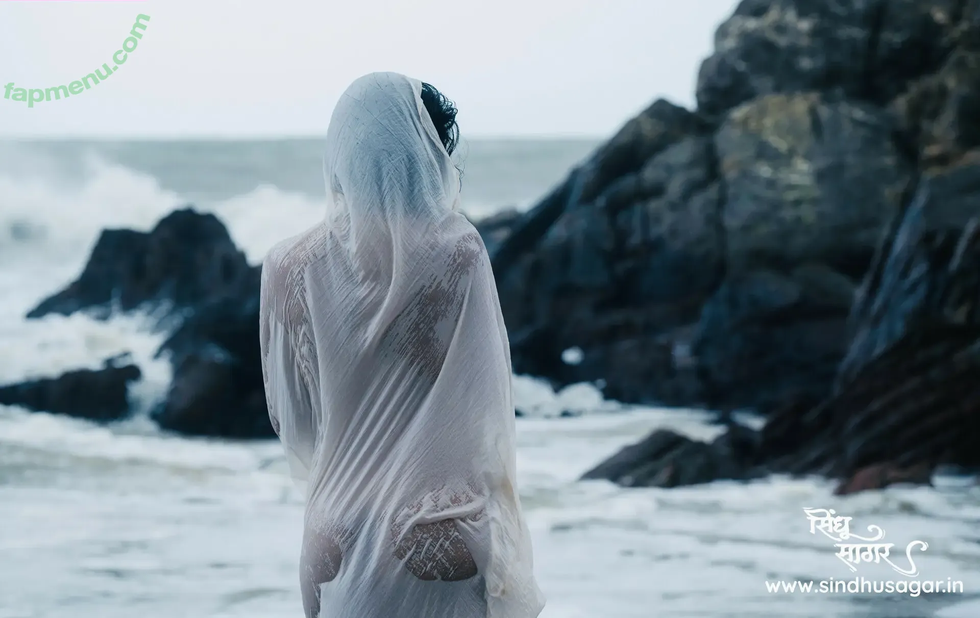 k_raginee_yogesh nude photo #0087 (Raginee)