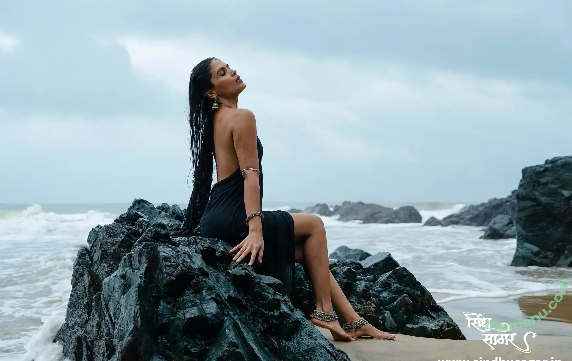 k_raginee_yogesh nude photo #0091 (Raginee)