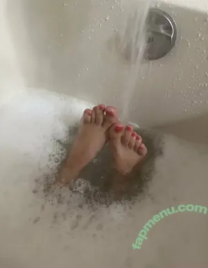  nude photo #0001