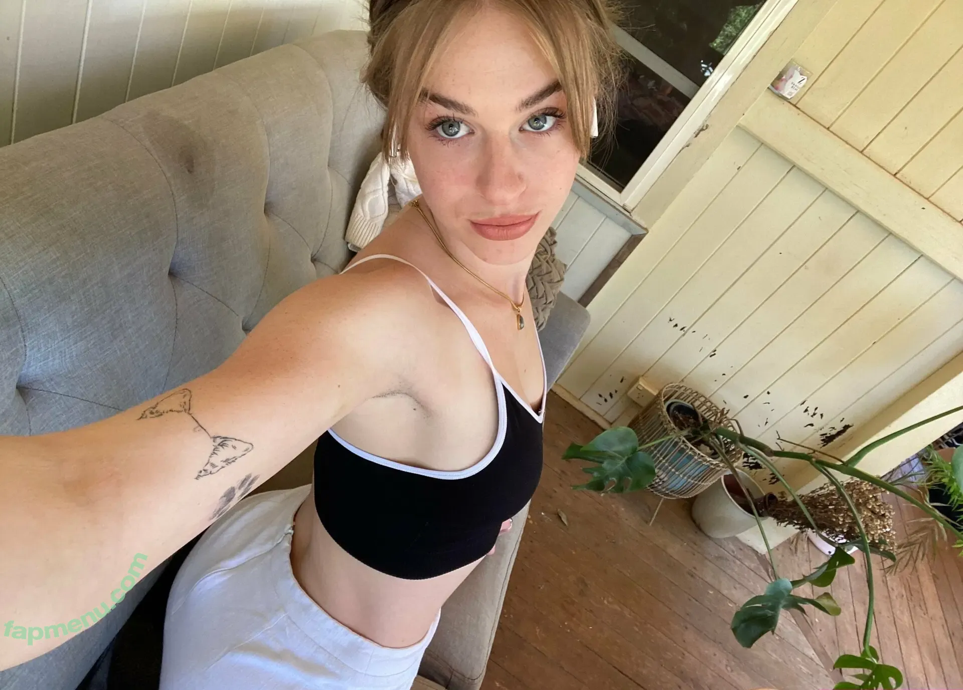 k80girl nude photo #0025 (k80_girl)