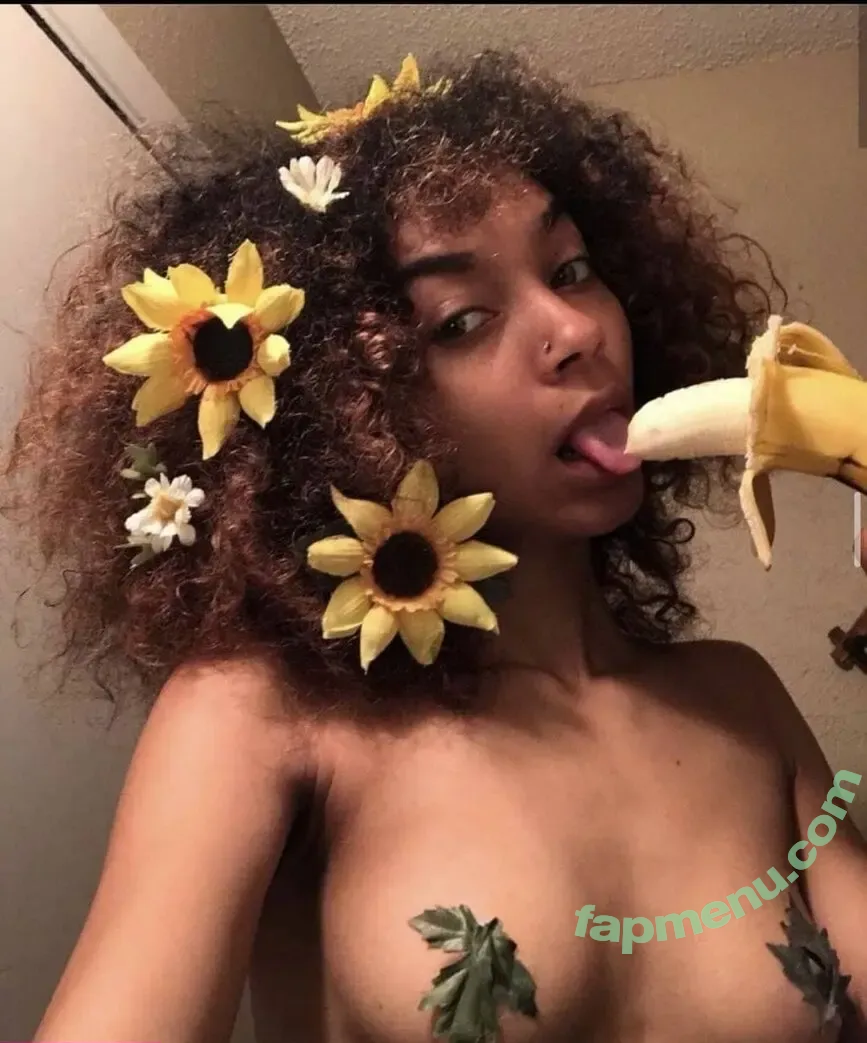 kaaisydinero nude photo #0003 (kaisytoes)