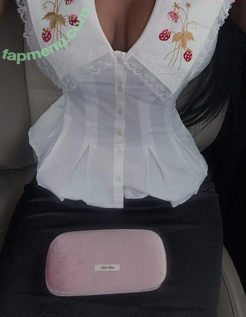 Kaaviya Sambasivam nude photo #0135 (kaavikiwi)