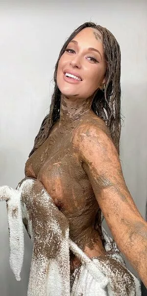 Kacey Musgraves / spaceykacey nude photo #0235