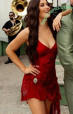 Kacey Musgraves / heavenlyyhazel / spaceykacey nude photo #0375