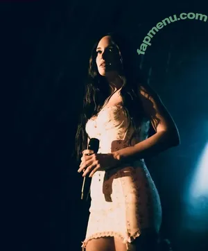 Kacey Musgraves / heavenlyyhazel / spaceykacey nude photo #0387