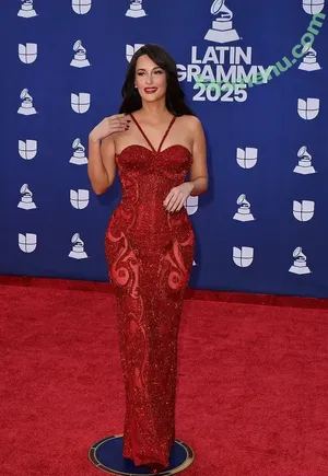 Kacey Musgraves / heavenlyyhazel / spaceykacey nude photo #0427