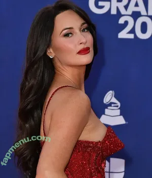 Kacey Musgraves / heavenlyyhazel / spaceykacey nude photo #0434