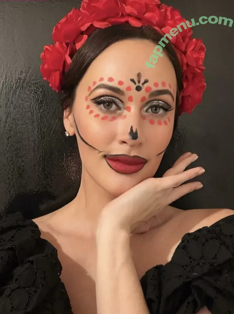 Kacey Musgraves nude photo #0394 (heavenlyyhazel / spaceykacey)