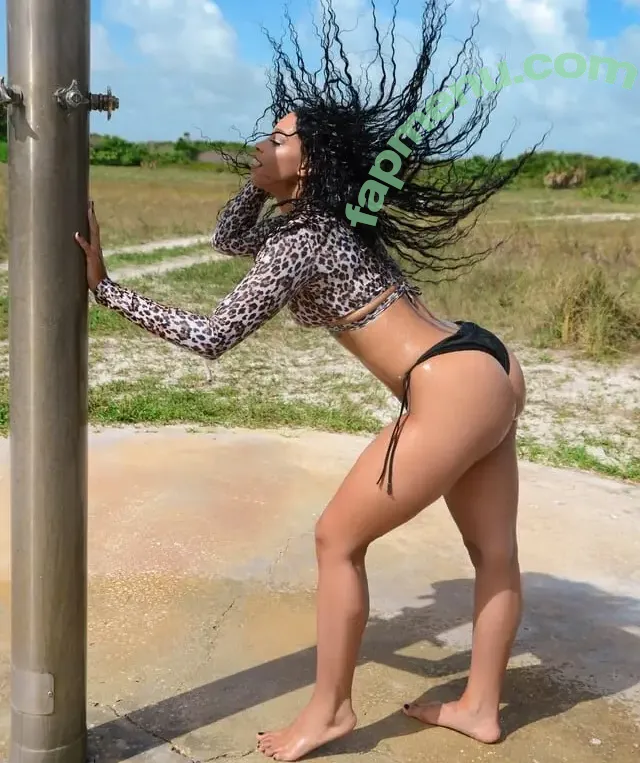 Kaci Lennox nude photo #0023 (kacilennox / realkacilennox)