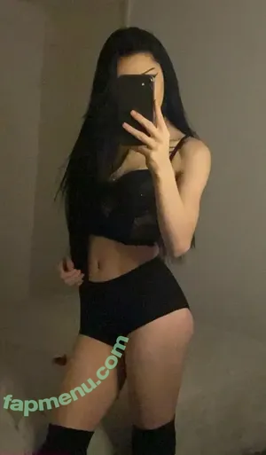 kacimills / kacimillsxo / mini_millsx nude photo #0073