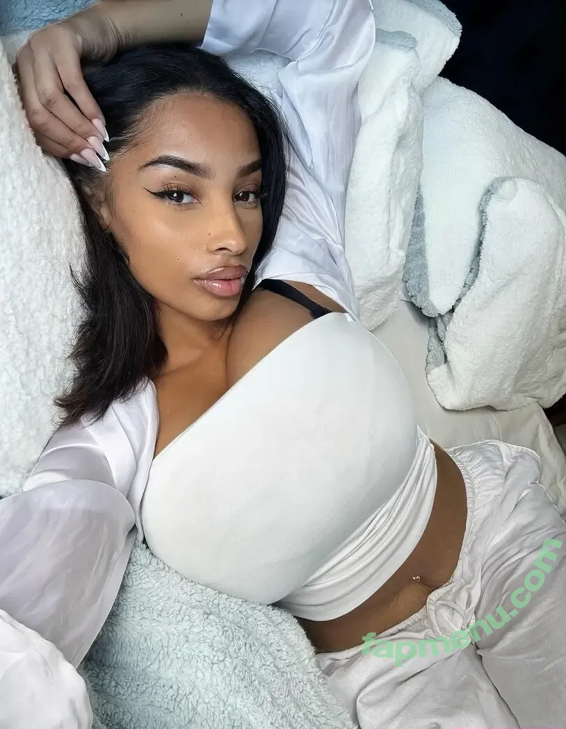 Kadelle Samuals nude photo #0039 (Kadellesamuals_)