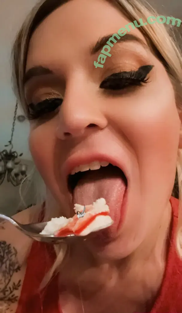 kaelaluna nude photo #0123 (kaelaluna)