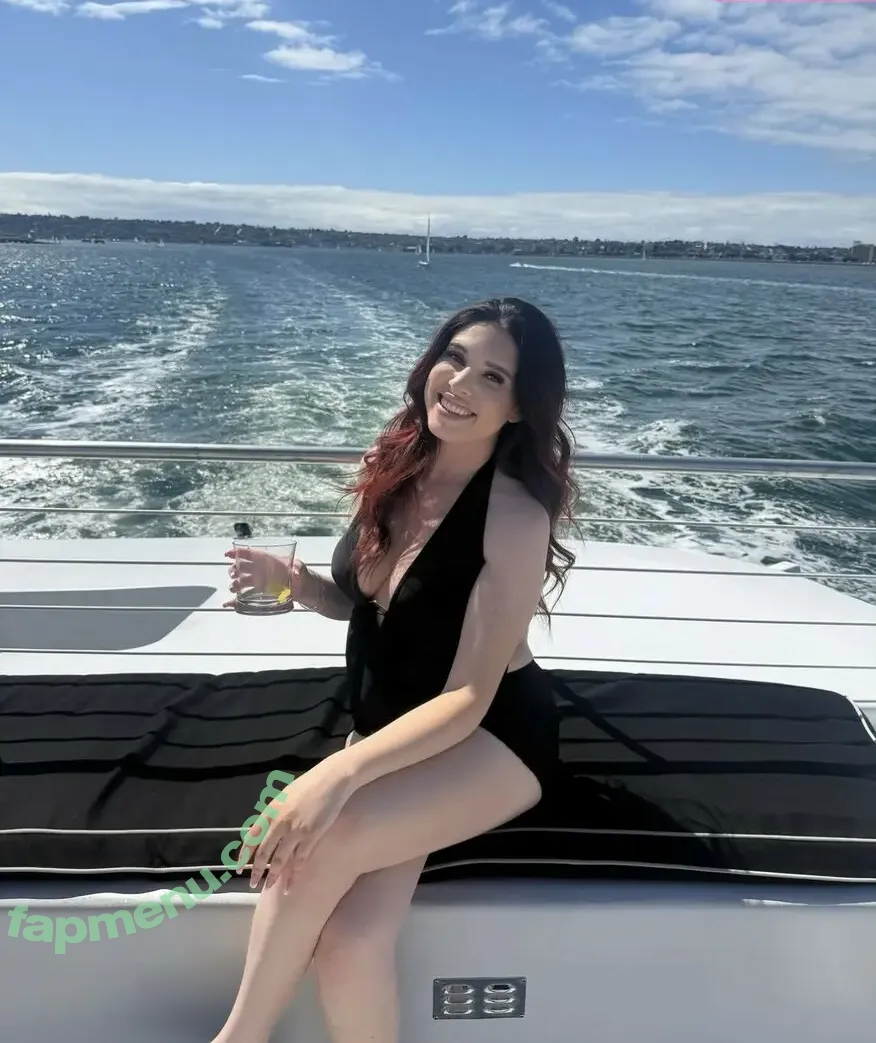 Kaelyn nude photo #0021 (baeeeeelyn / yummykaelyn)