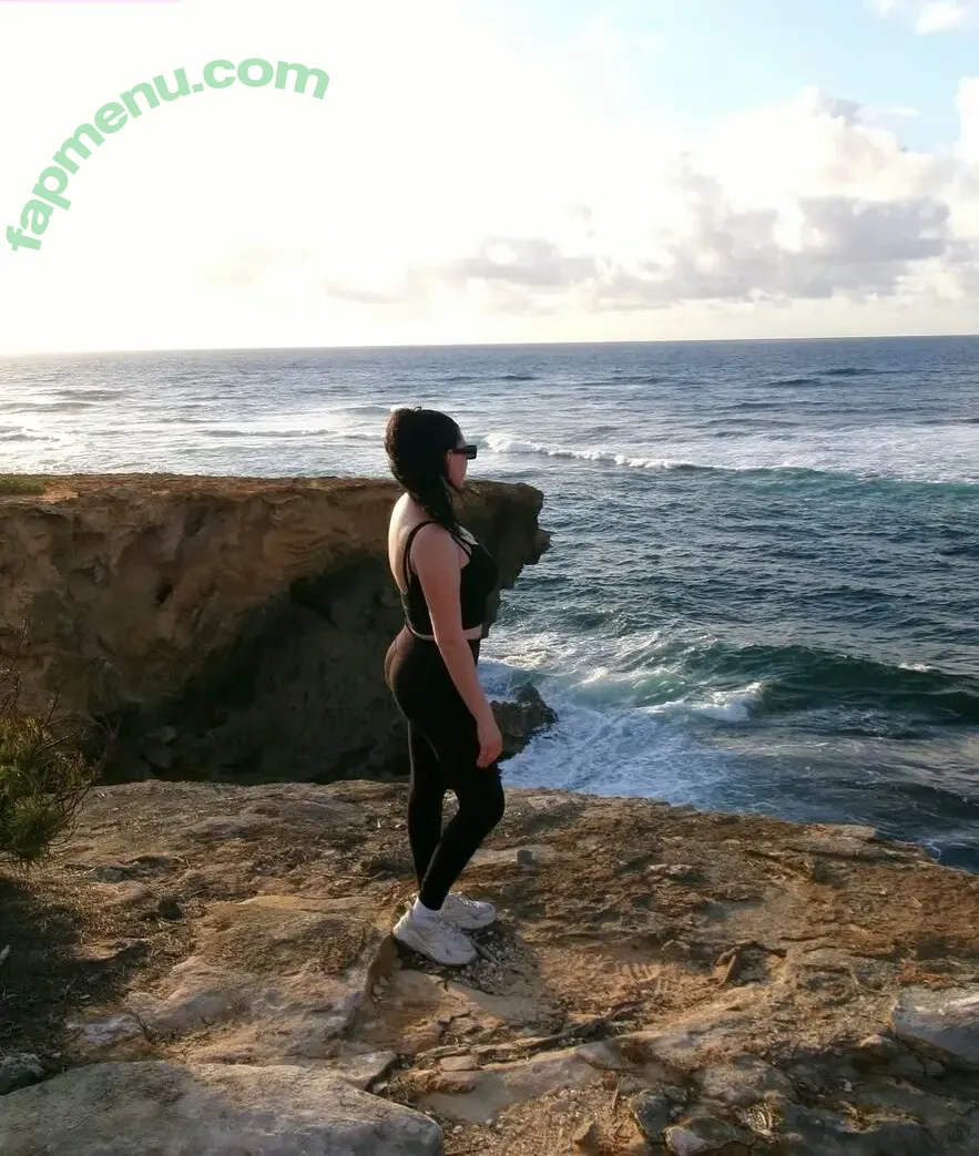 Kaelyn nude photo #0030 (baeeeeelyn / yummykaelyn)