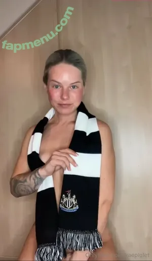 kaepiglet / kaelynlelonde_ nude photo #0007