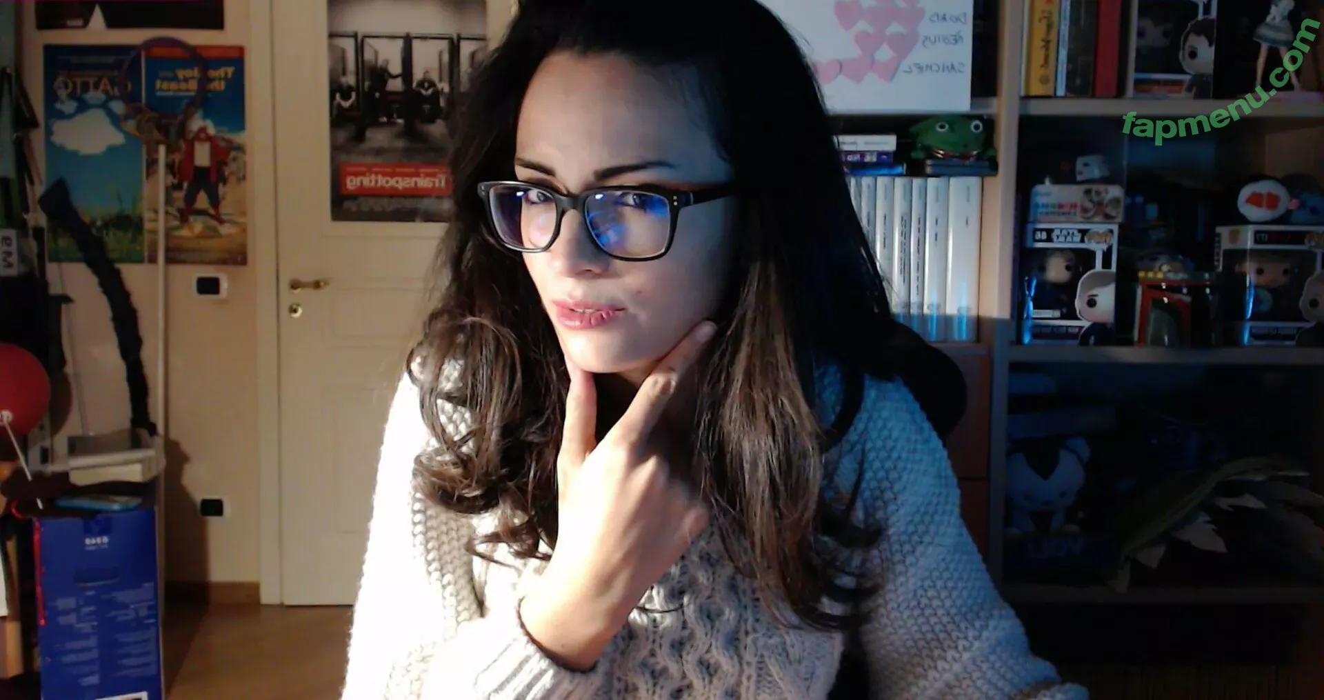 Kafkanya nude photo #0170 (danilacattani)