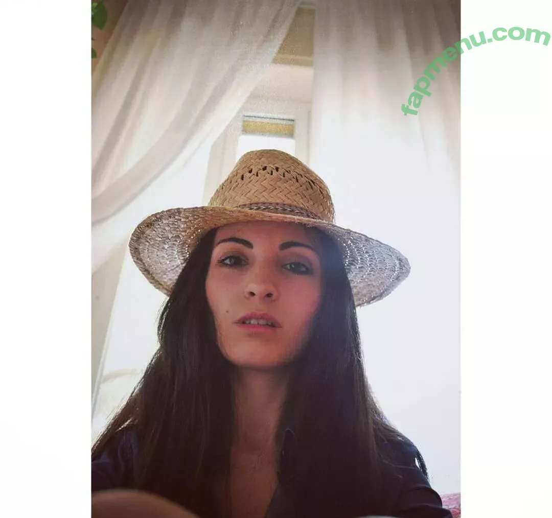 Kafkanya nude photo #0270 (danilacattani)