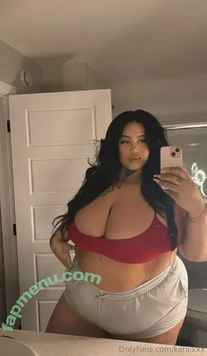 kahlixxx / _.kahlixx nude photo #0015
